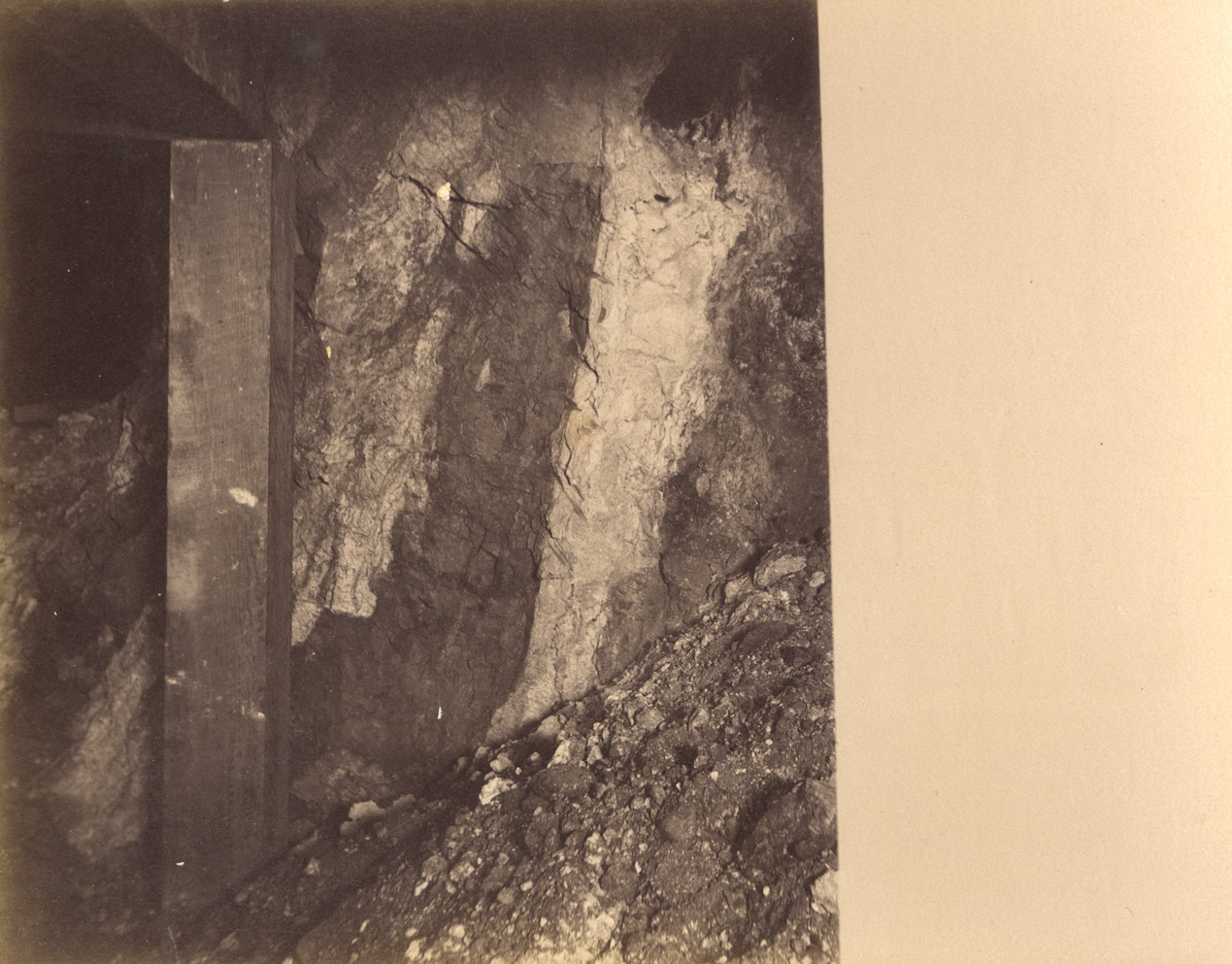 Mountain Consolidated Mine 200 ft. level East sill floor  [no. 1226]