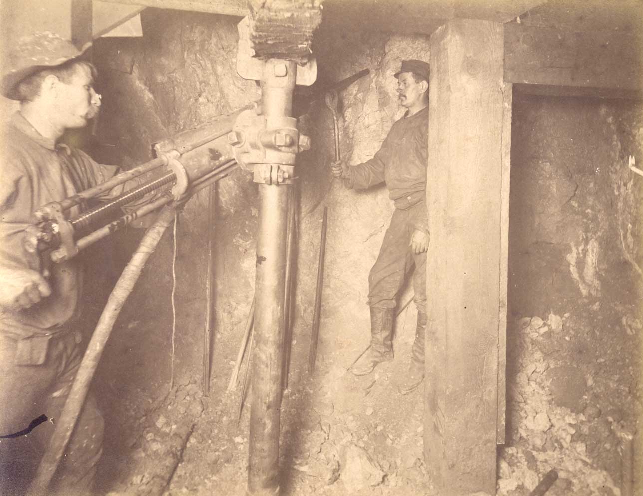 Mountain Consolidated Mine 400 ft. level East [no. 1241]